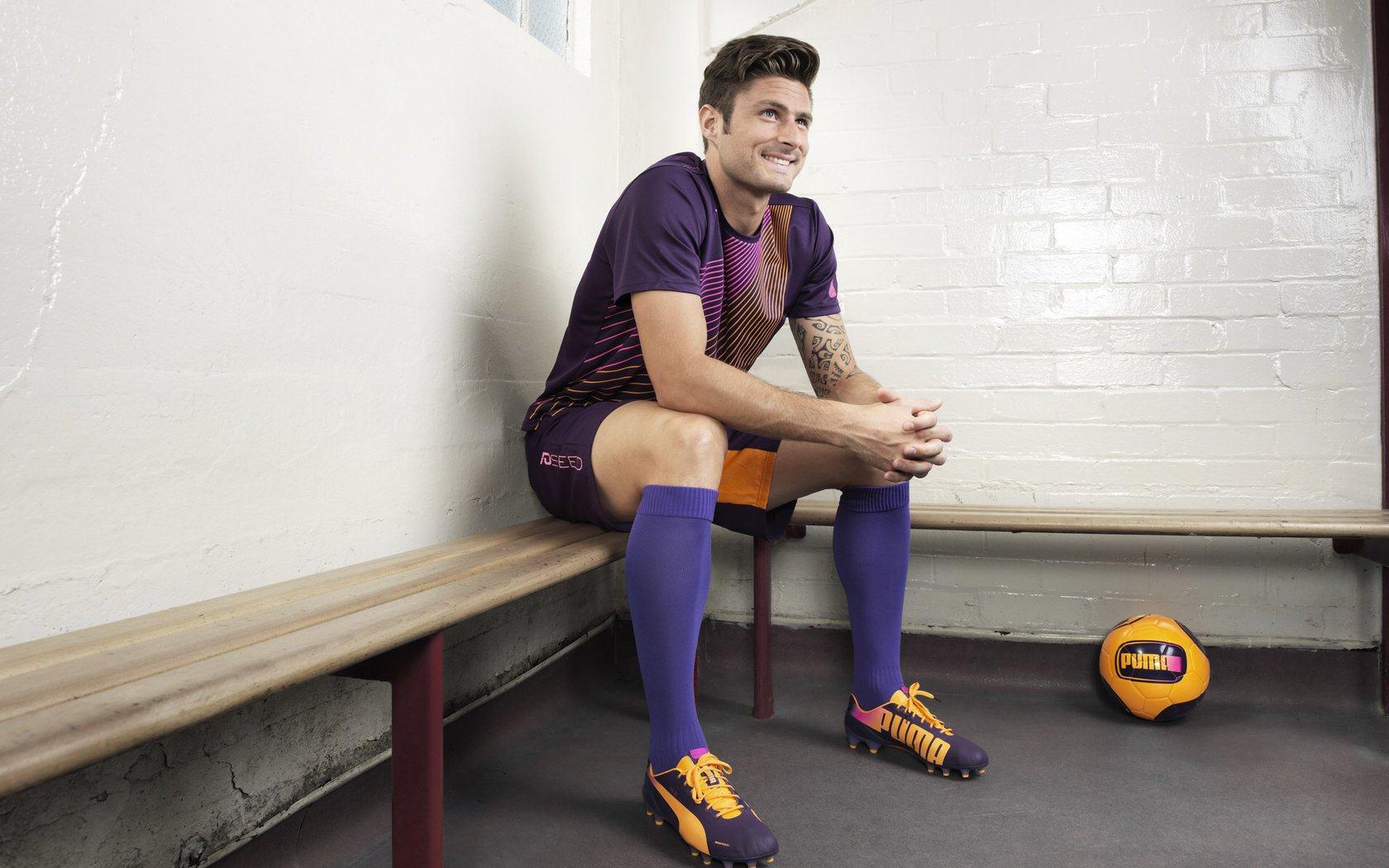 激烈角逐!全国田径锦标赛接力赛上演巅峰对决